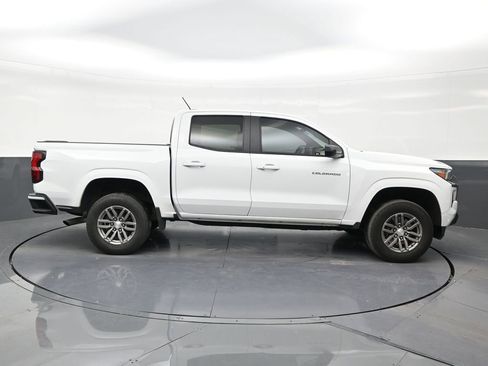 Used 2023 Chevrolet Colorado LT w/ LT Convenience Package RWD image 6