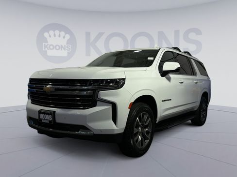 Used 2022 Chevrolet Suburban LT w/ LT Signature Package AWD/4WD image 1