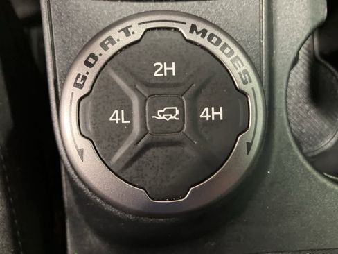 Used 2023 Ford Bronco 4-Door image 16