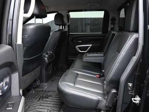 Used 2019 Nissan Titan PRO-4X w/ Pro-4x Convenience Package AWD/4WD image 27