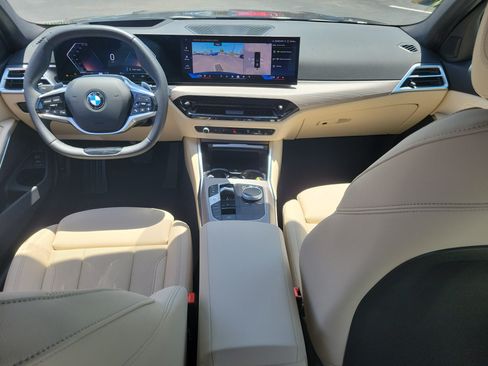 Used 2025 BMW 330i Sedan w/ Premium Package RWD image 15