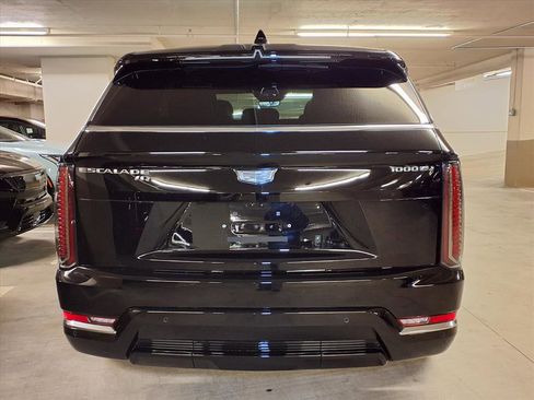 New 2026 Cadillac Escalade IQ Luxury 1 image 9