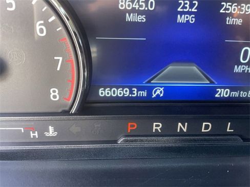 Used 2022 Ford Explorer Limited w/ Equipment Group 301A image 12