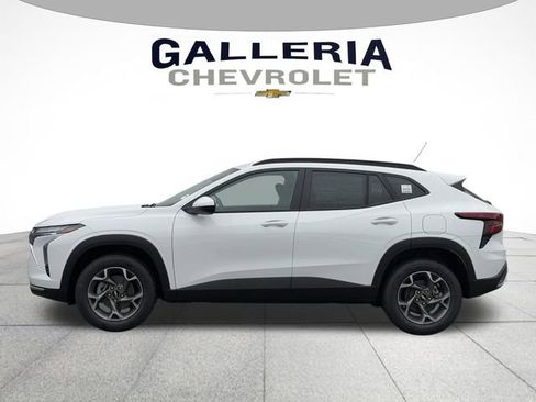 New 2026 Chevrolet Trax LT image 4