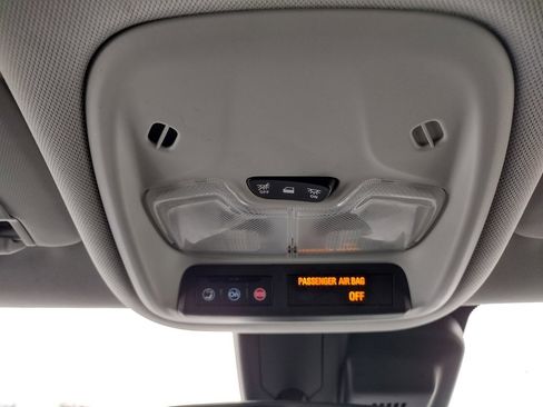 Used 2023 Chevrolet TrailBlazer LS image 28