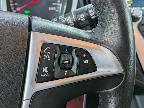 Used 2017 Chevrolet Equinox LT w/ Convenience Package image 23