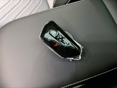 New 2026 Volkswagen Tiguan SE R-Line image 34