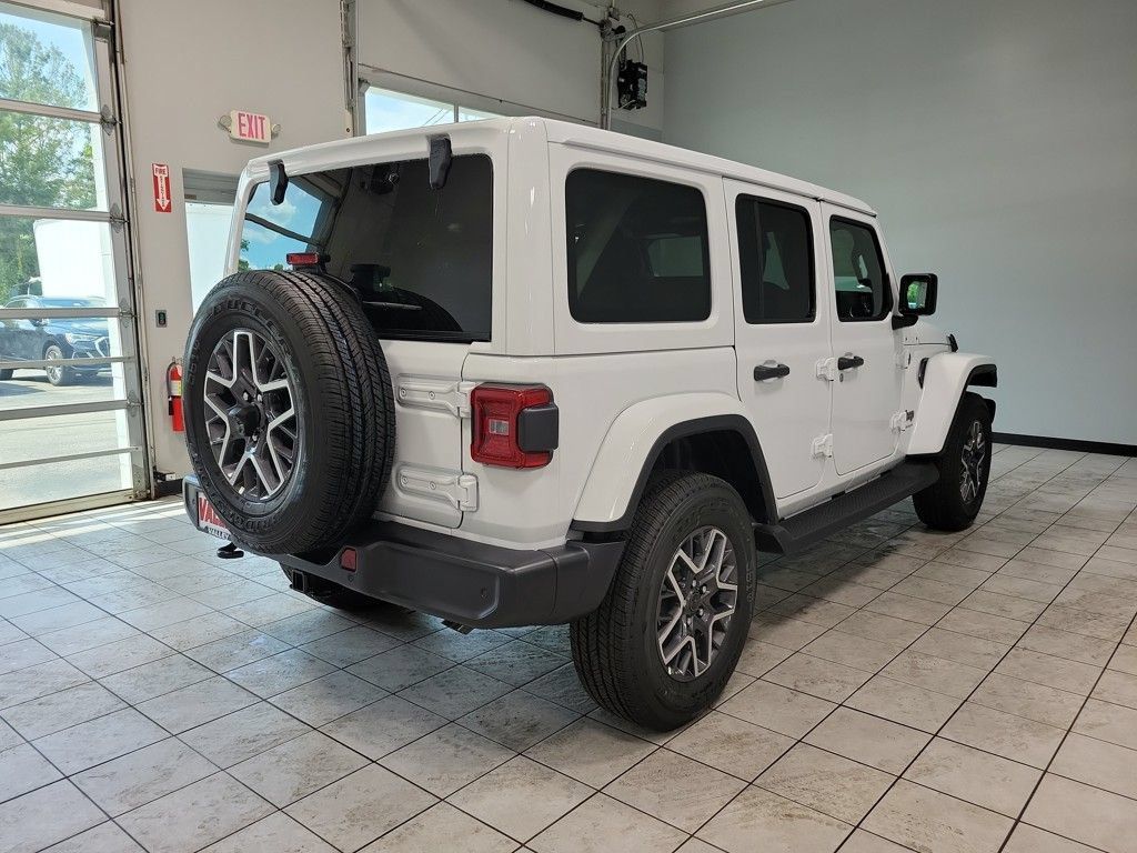 New 2025 Jeep Wrangler Unlimited Sahara AWD/4WD image 7