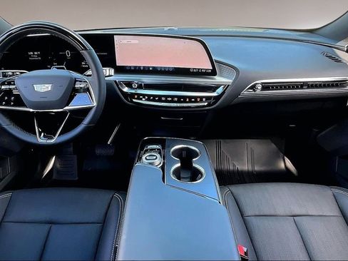New 2026 Cadillac Lyriq Premium Luxury image 5