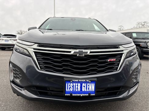 Certified 2022 Chevrolet Equinox RS w/ LPO, Floor Liner Package image 4