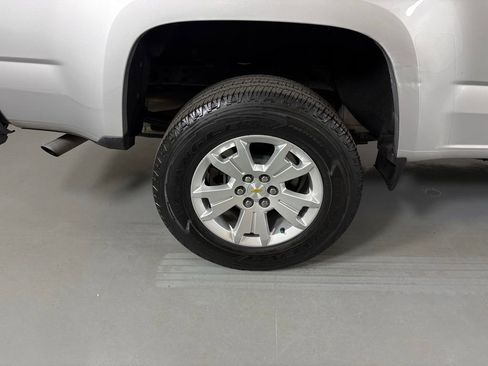 Used 2022 Chevrolet Colorado LT w/ Fleet Safety Package image 12