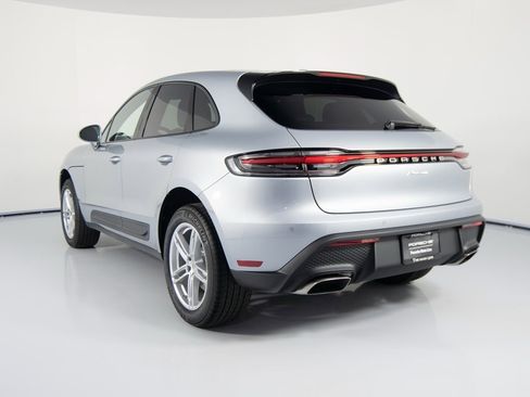 New 2026 Porsche Macan image 8