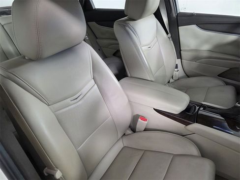 Used 2014 Cadillac XTS image 31