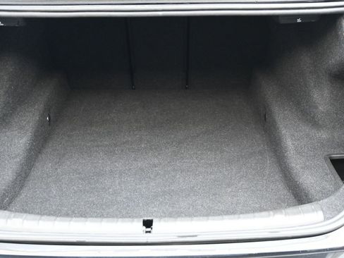 Used 2019 BMW M550i xDrive image 11