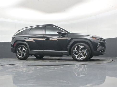 Used 2024 Hyundai Tucson Limited image 38