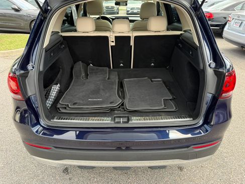 Used 2022 Mercedes-Benz GLC 300 4MATIC w/ Multimedia Package Lite image 35
