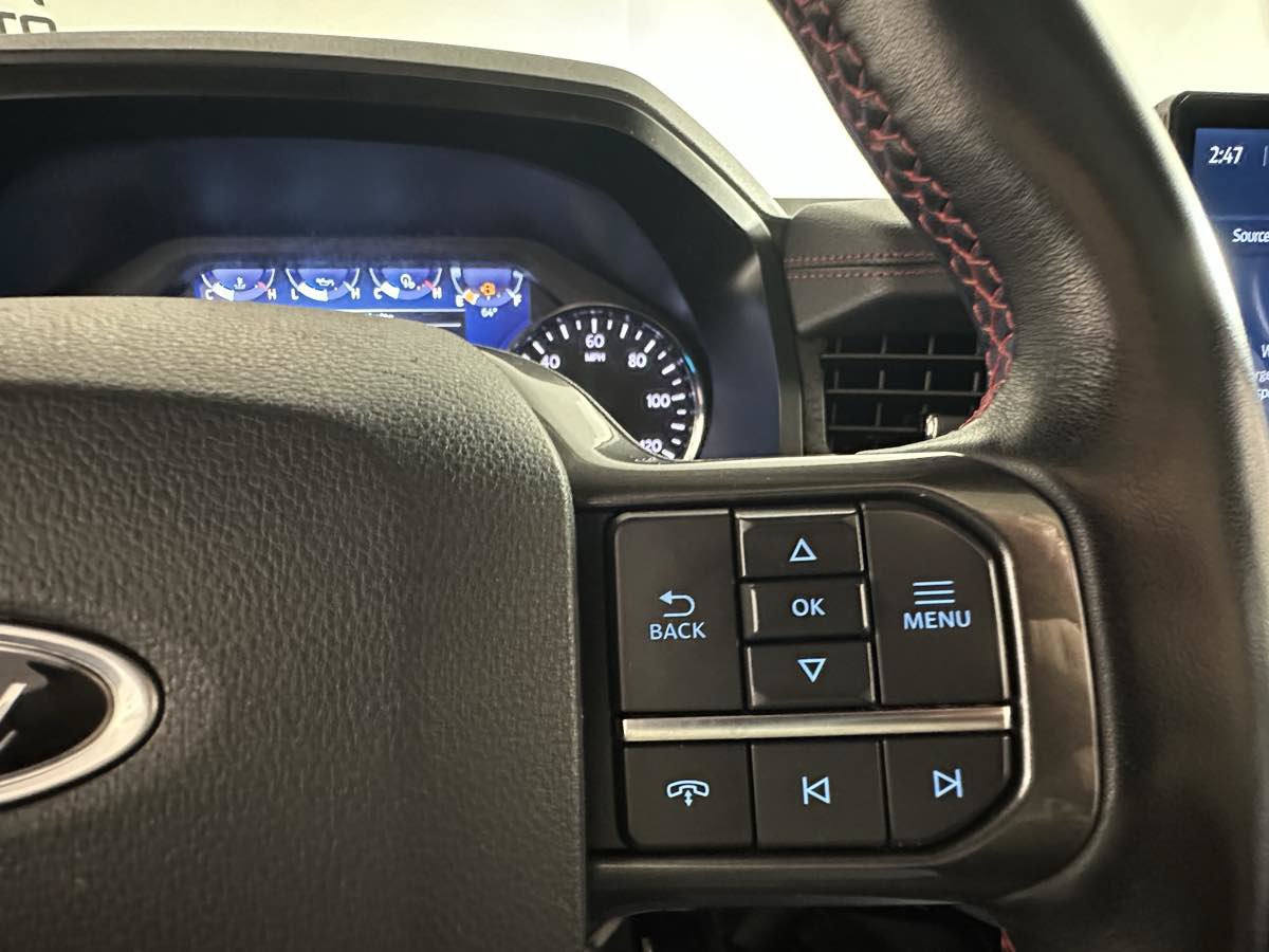 Used 2023 Ford Expedition Limited AWD/4WD image 36