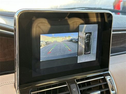 Used 2021 Lincoln Navigator L Reserve image 14