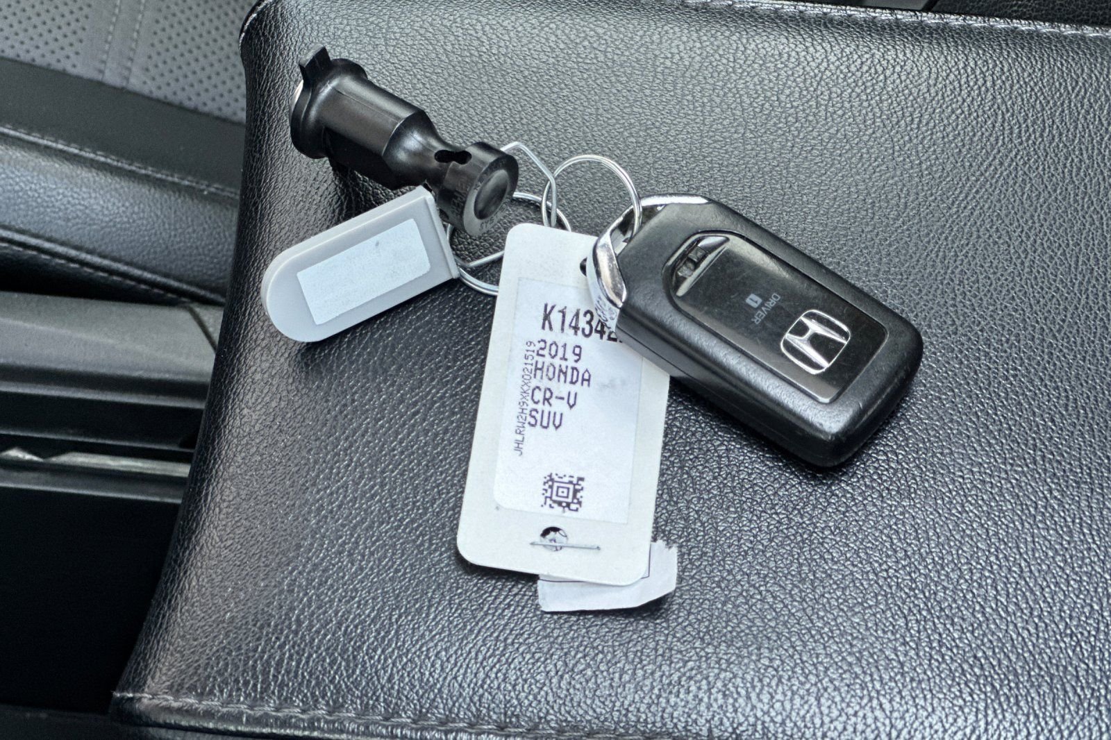 Used 2019 Honda CR-V Touring image 32