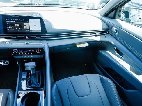 New 2026 Hyundai Elantra Sport FWD image 18