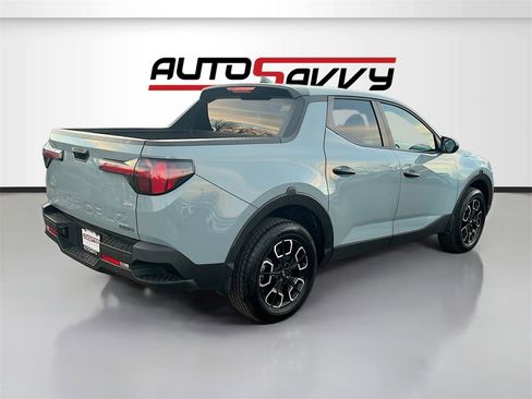 Used 2023 Hyundai Santa Cruz SEL image 7