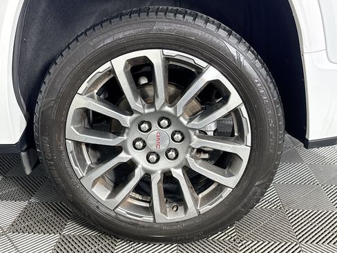 Used 2023 GMC Acadia Denali AWD/4WD image 35