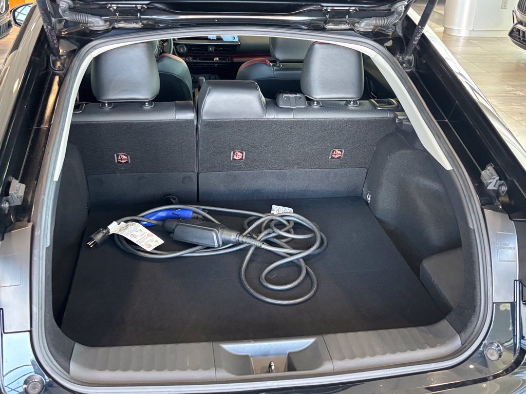 Used 2024 Toyota Prius Prime FWD image 35