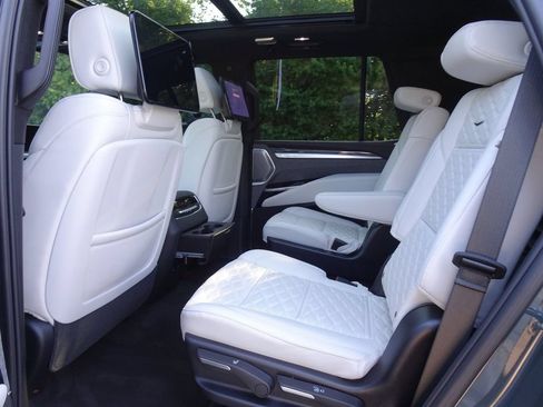 Used 2025 Cadillac Escalade V w/ LPO, ONYX Package AWD/4WD image 16