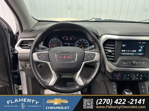 Used 2018 GMC Acadia SLE image 28