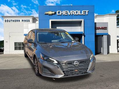 Used 2024 Nissan Altima 2.5 SV