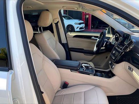 Used 2017 Mercedes-Benz GLE 43 AMG 4MATIC image 23