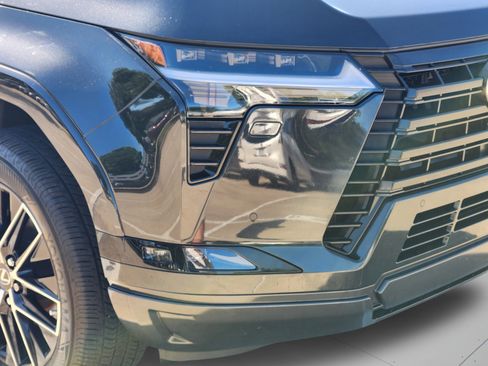 Used 2024 Lexus GX 550 w/ Cold Area Package AWD/4WD image 36