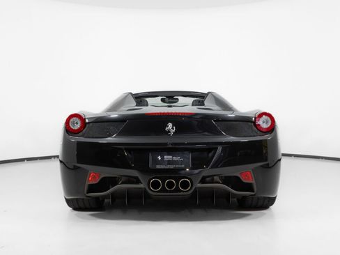 Used 2015 Ferrari 458 Spider RWD image 9