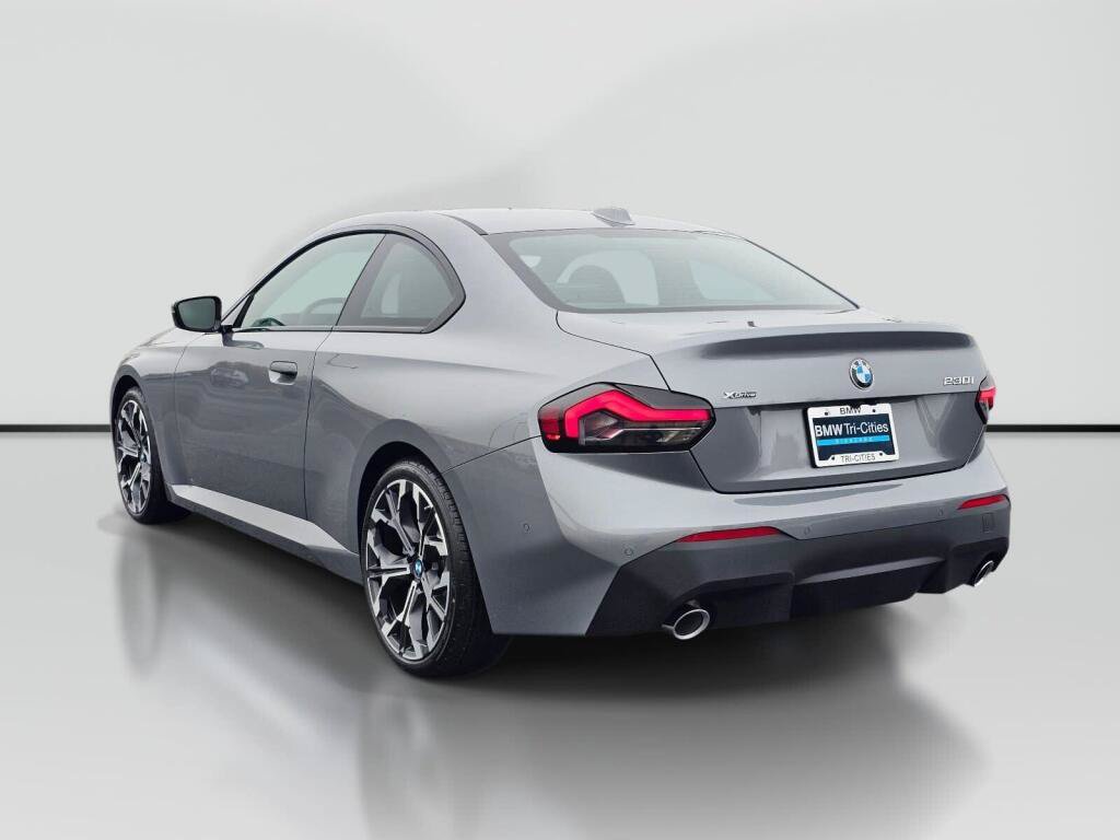 New 2026 BMW 230i xDrive Coupe w/ Premium Package AWD/4WD image 4