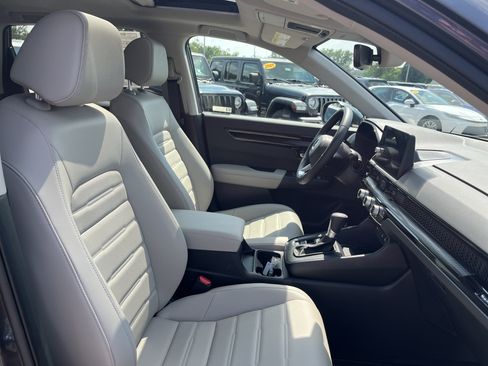 Used 2026 Honda CR-V EX-L image 3