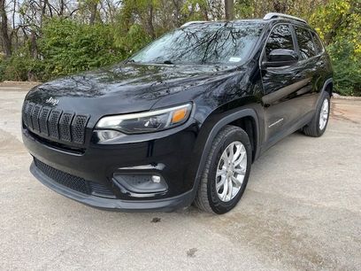 Used 2019 Jeep Cherokee Latitude w/ Popular Appearance Group