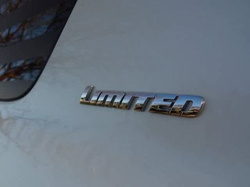 Used 2023 Toyota 4Runner Limited image 33