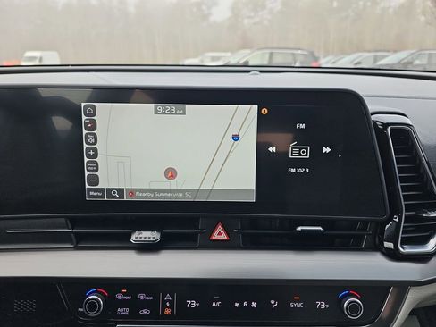 Used 2023 Kia Sportage EX image 25