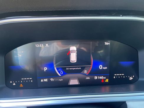 New 2025 Volkswagen Taos SE image 10