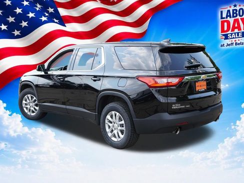 Used 2021 Chevrolet Traverse LS AWD/4WD image 7