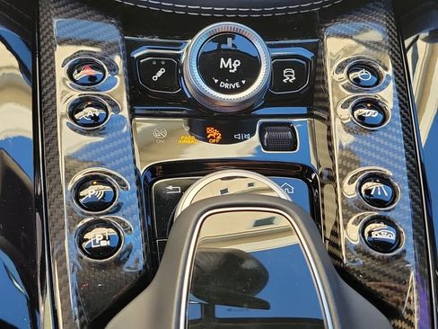 Used 2023 Aston Martin DBX 707 image 14