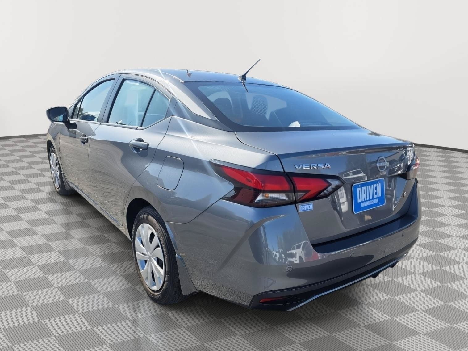 Used 2025 Nissan Versa S w/ Trunk Package FWD image 6