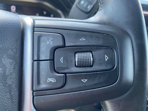 Used 2025 GMC Sierra 1500 SLT AWD/4WD image 21