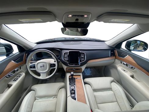 Used 2016 Volvo XC90 T6 Inscription w/ Vision Package image 35