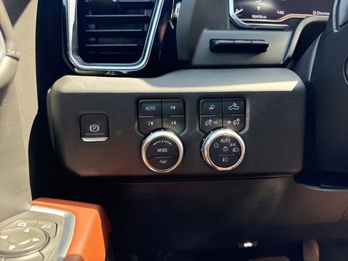 Used 2025 GMC Sierra 1500 Denali Ultimate AWD/4WD image 13