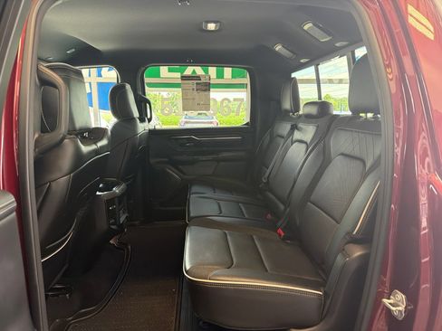Used 2025 RAM 1500 Limited AWD/4WD image 12