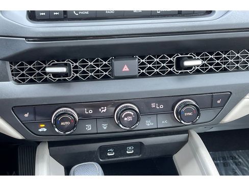 Certified 2023 Honda Accord EX image 27