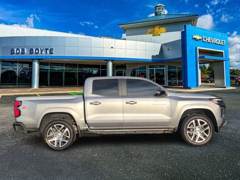 Certified 2024 Chevrolet Colorado Z71 w/ Z71 Convenience Package 2 image 2