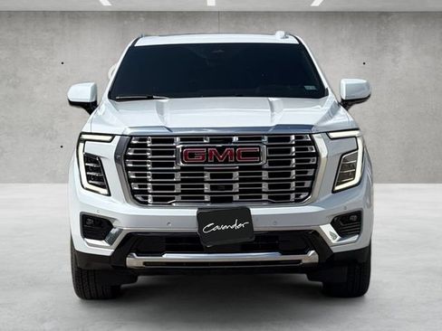 Used 2026 GMC Yukon Denali w/ Denali Reserve Package AWD/4WD image 18