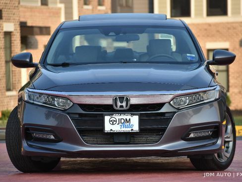 Used 2018 Honda Accord EX image 3